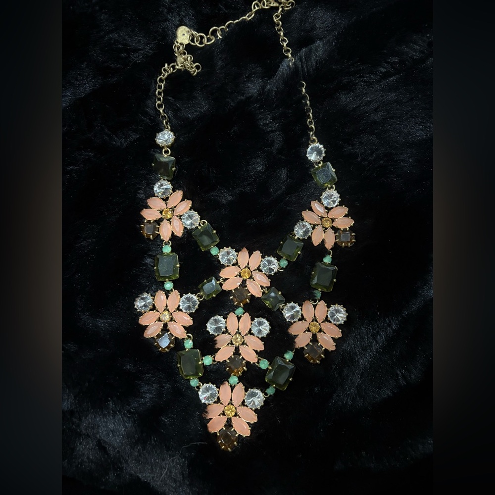 Stella & Dot Floral Statement Necklace